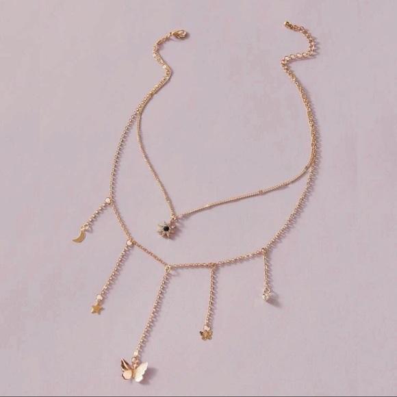 3/$30 💛 Multi Layered Charm Necklace - Picture 2 of 4